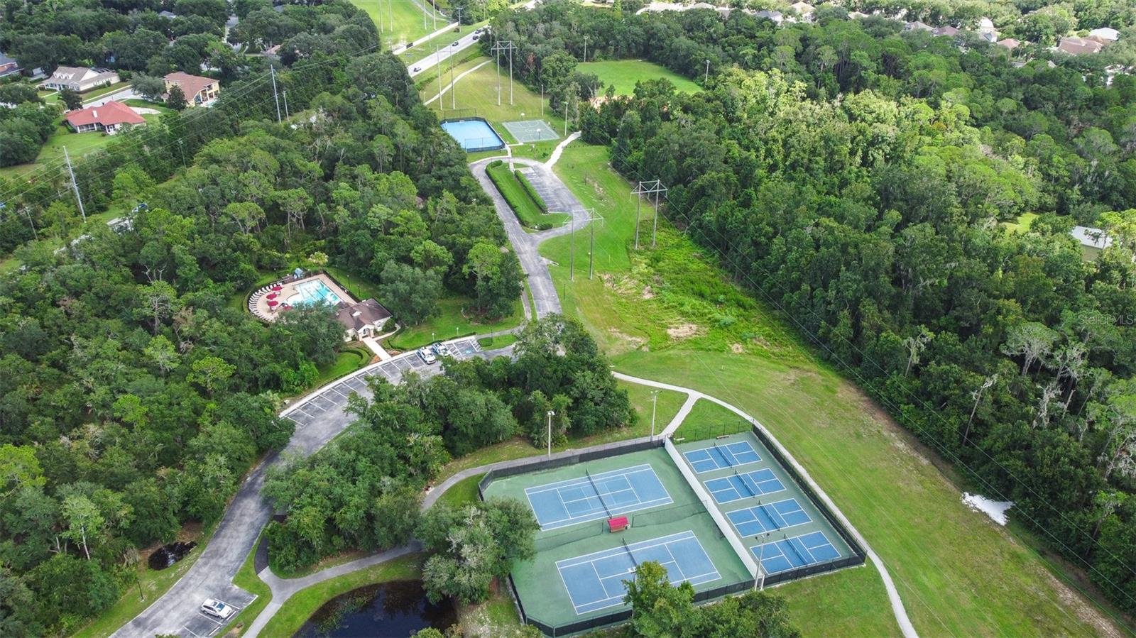 17012 FALCONRIDGE RD