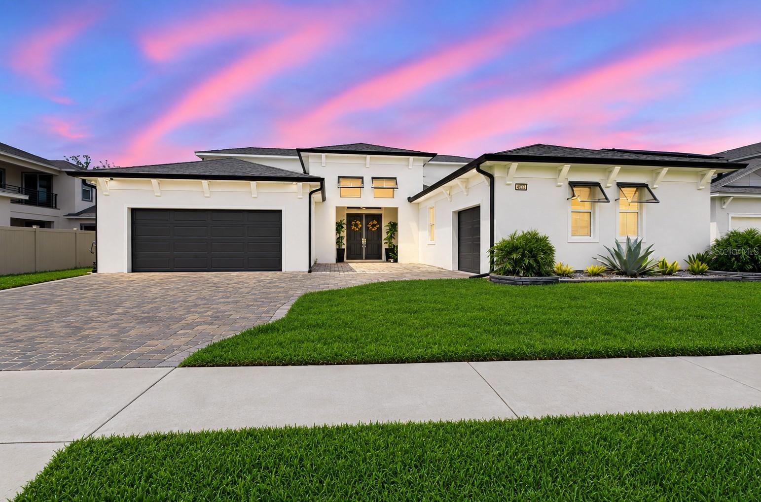 8699 Ivy Stark Blvd, Wesley Chapel