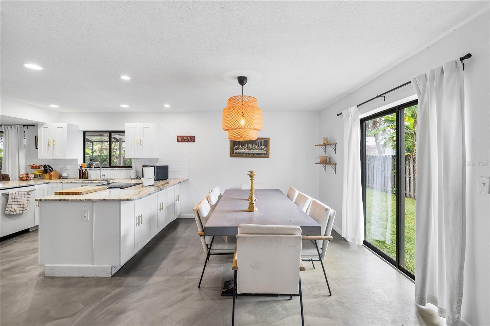 10908 GILLETTE AVE