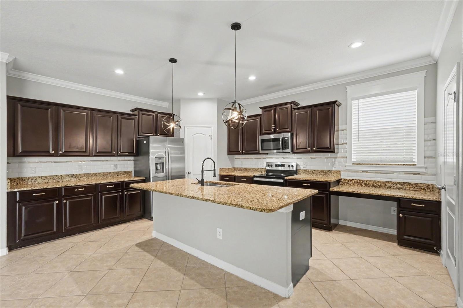 12026 STREAMBED DR