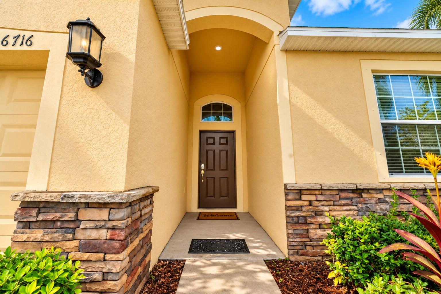 16716 Myrtle Sand Dr, Wimauma