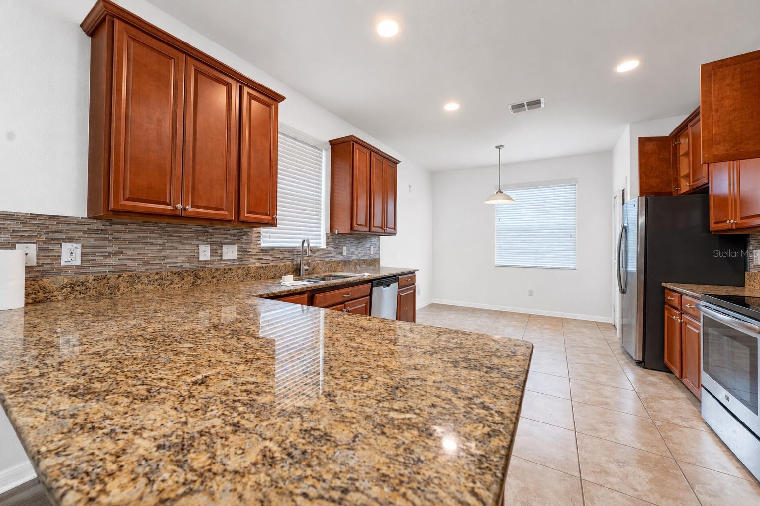 16716 MYRTLE SAND DR