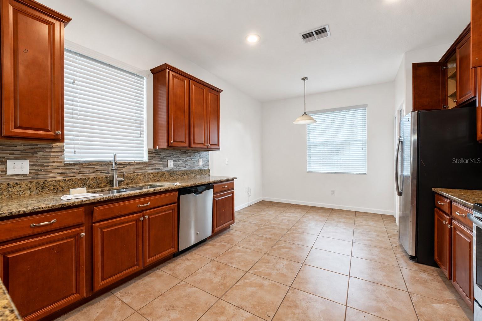 16716 MYRTLE SAND DR