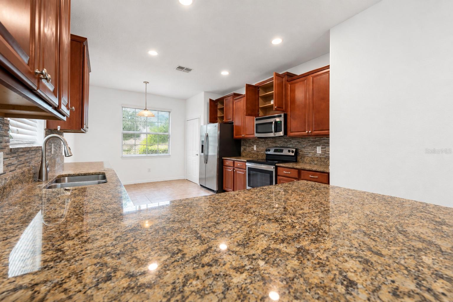16716 MYRTLE SAND DR