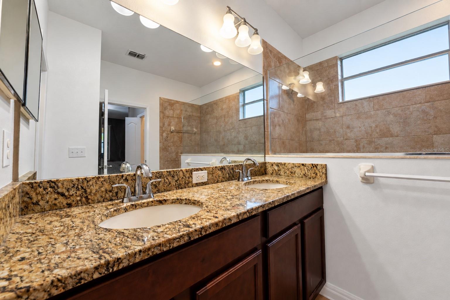 16716 MYRTLE SAND DR