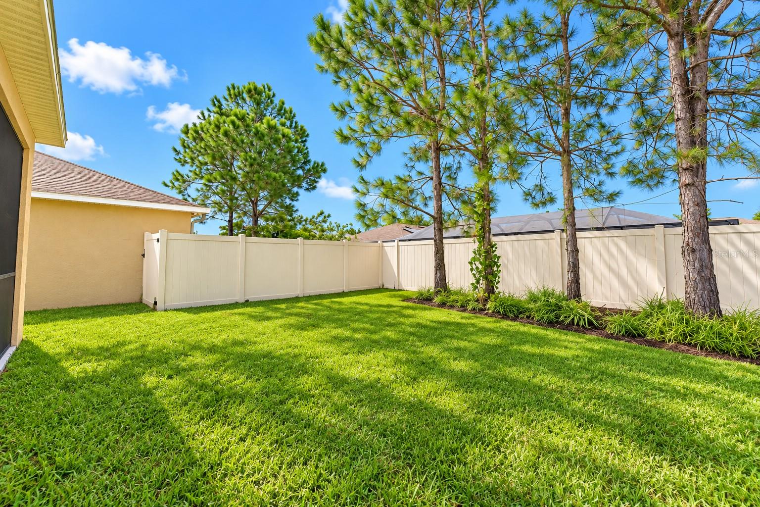 16716 MYRTLE SAND DR