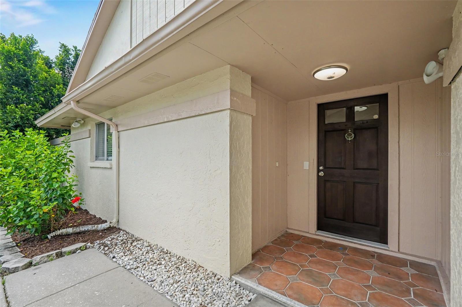 5953 BIRCHWOOD DR