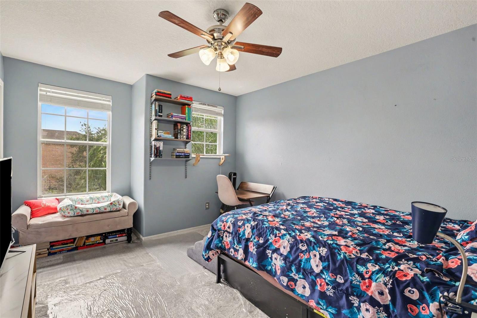 4956 REFLECTING POND CIR