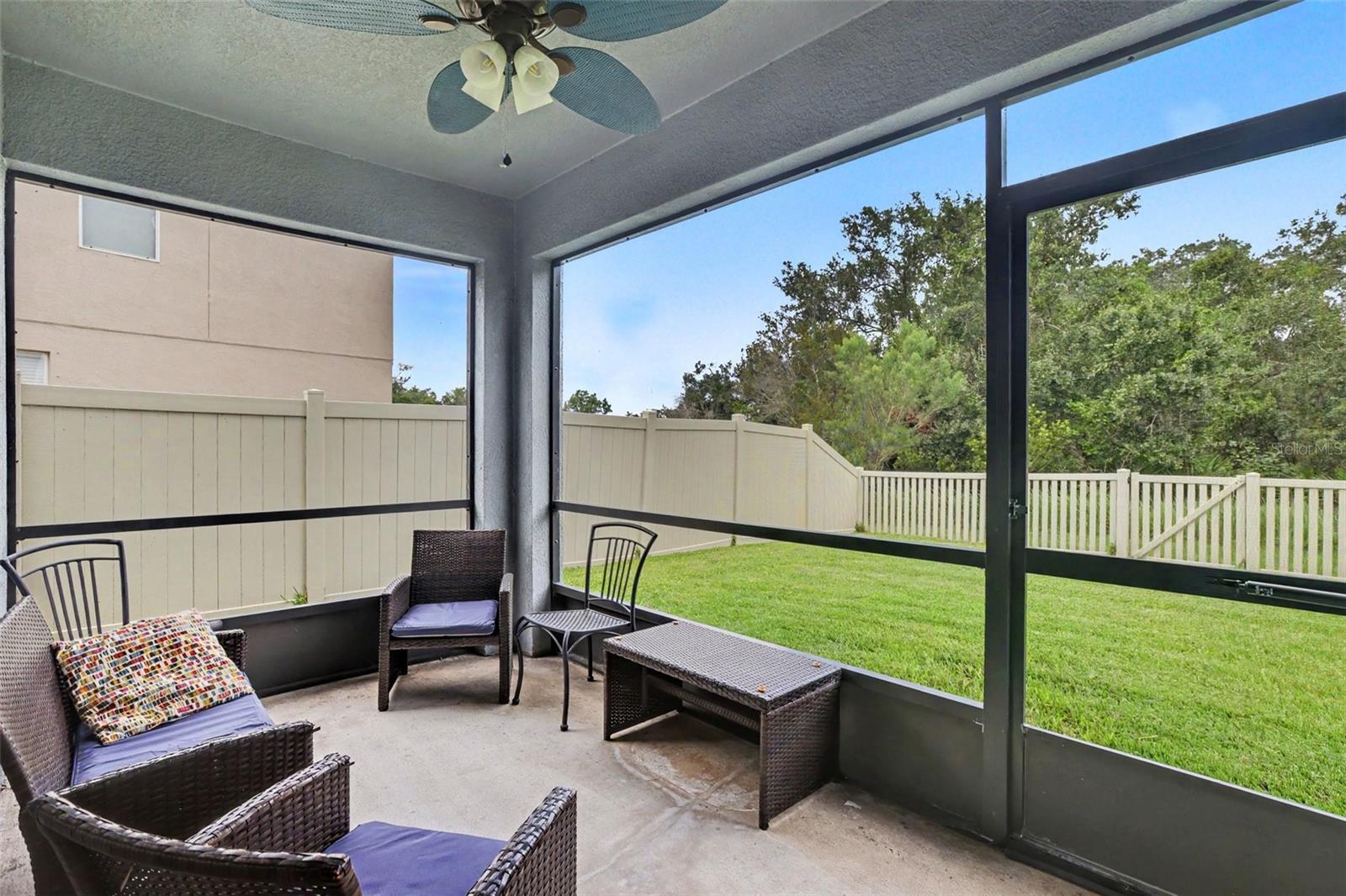 4956 REFLECTING POND CIR