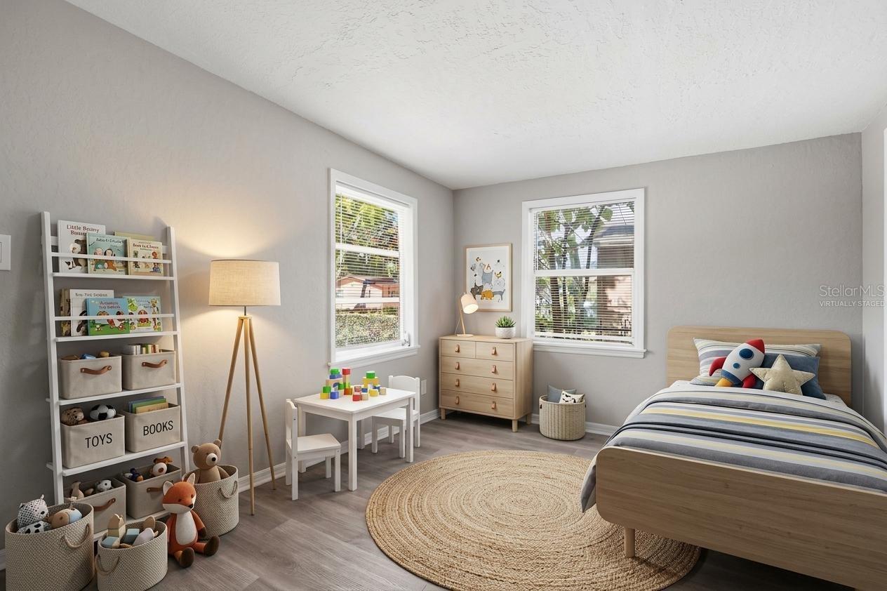 1412 E ANNIE ST