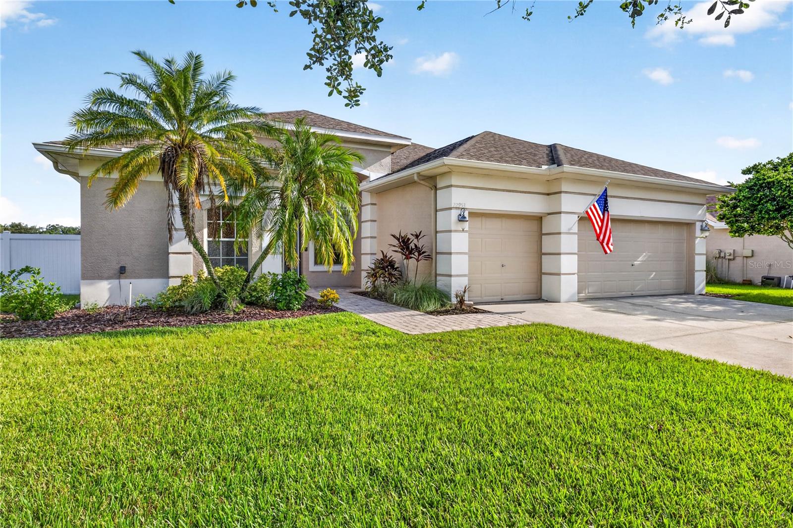 22953 Bay Cedar Dr, Land O Lakes