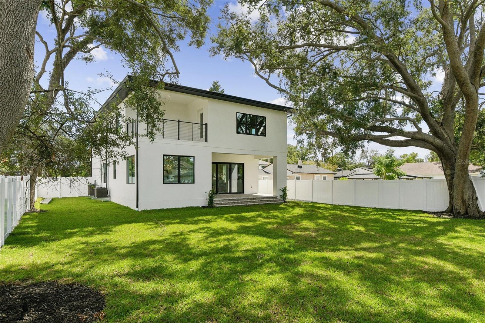 3605 W BAY AVE