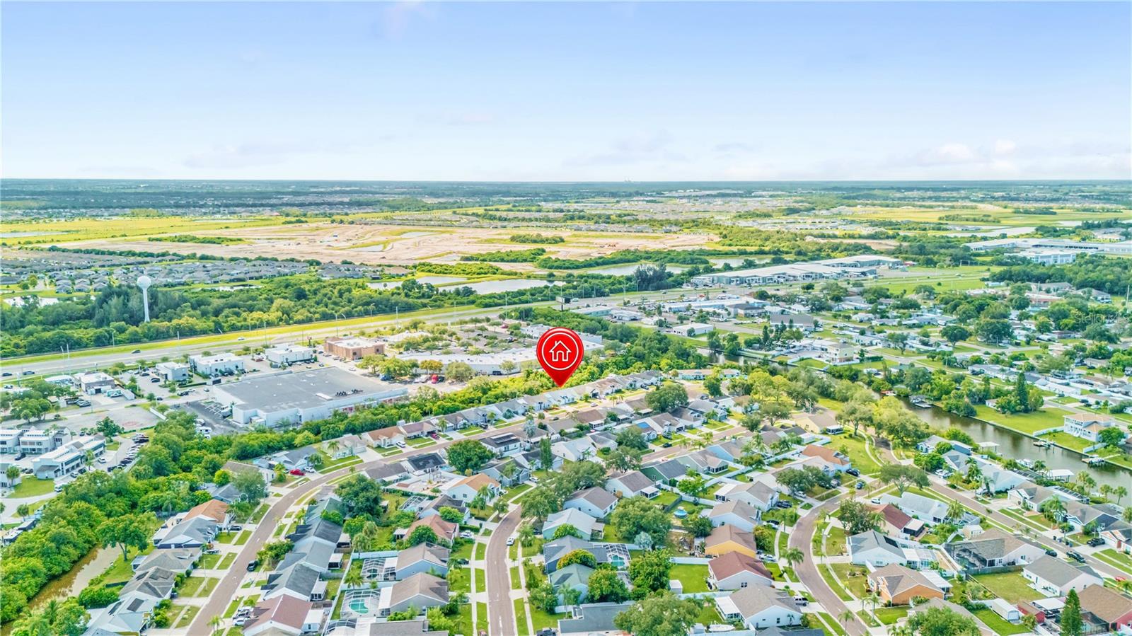 218 LOOKOUT DR