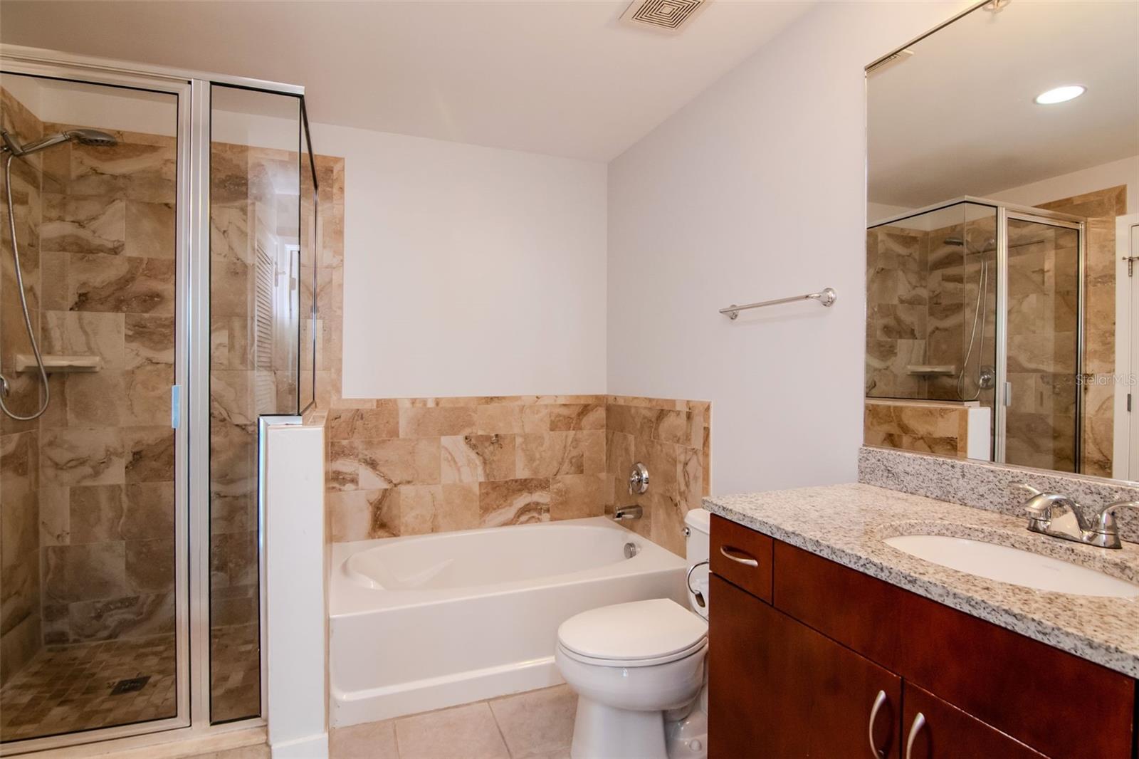 777 N ASHLEY DR #2608