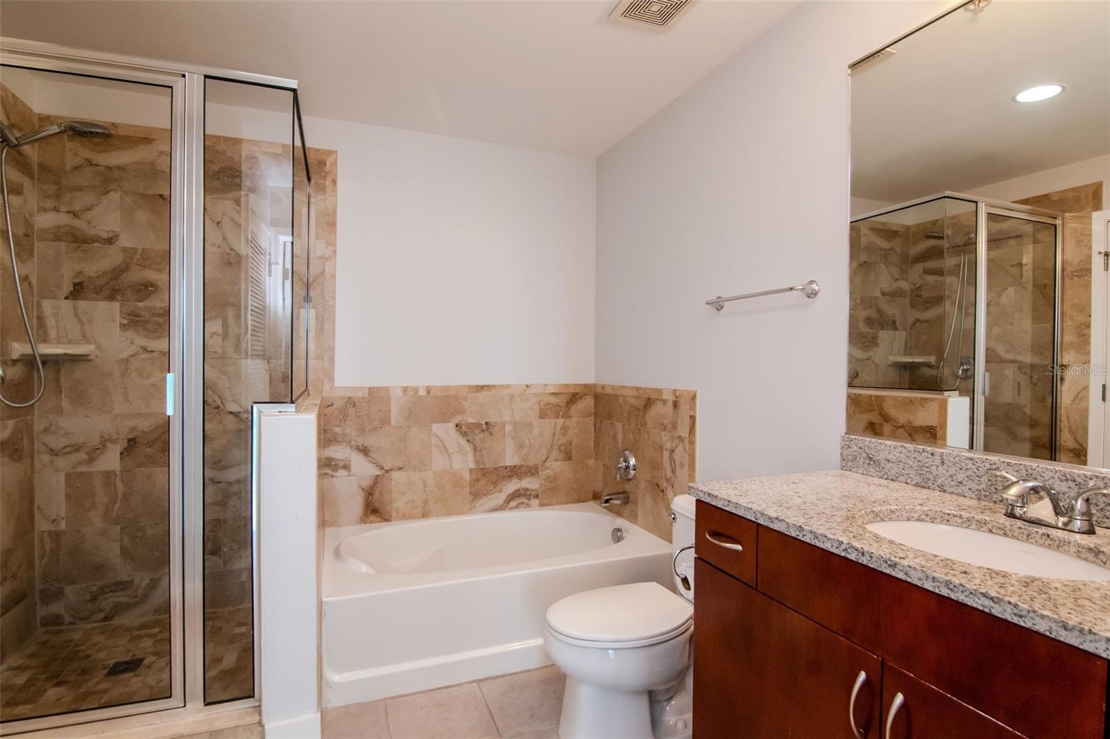 777 N ASHLEY DR #2608