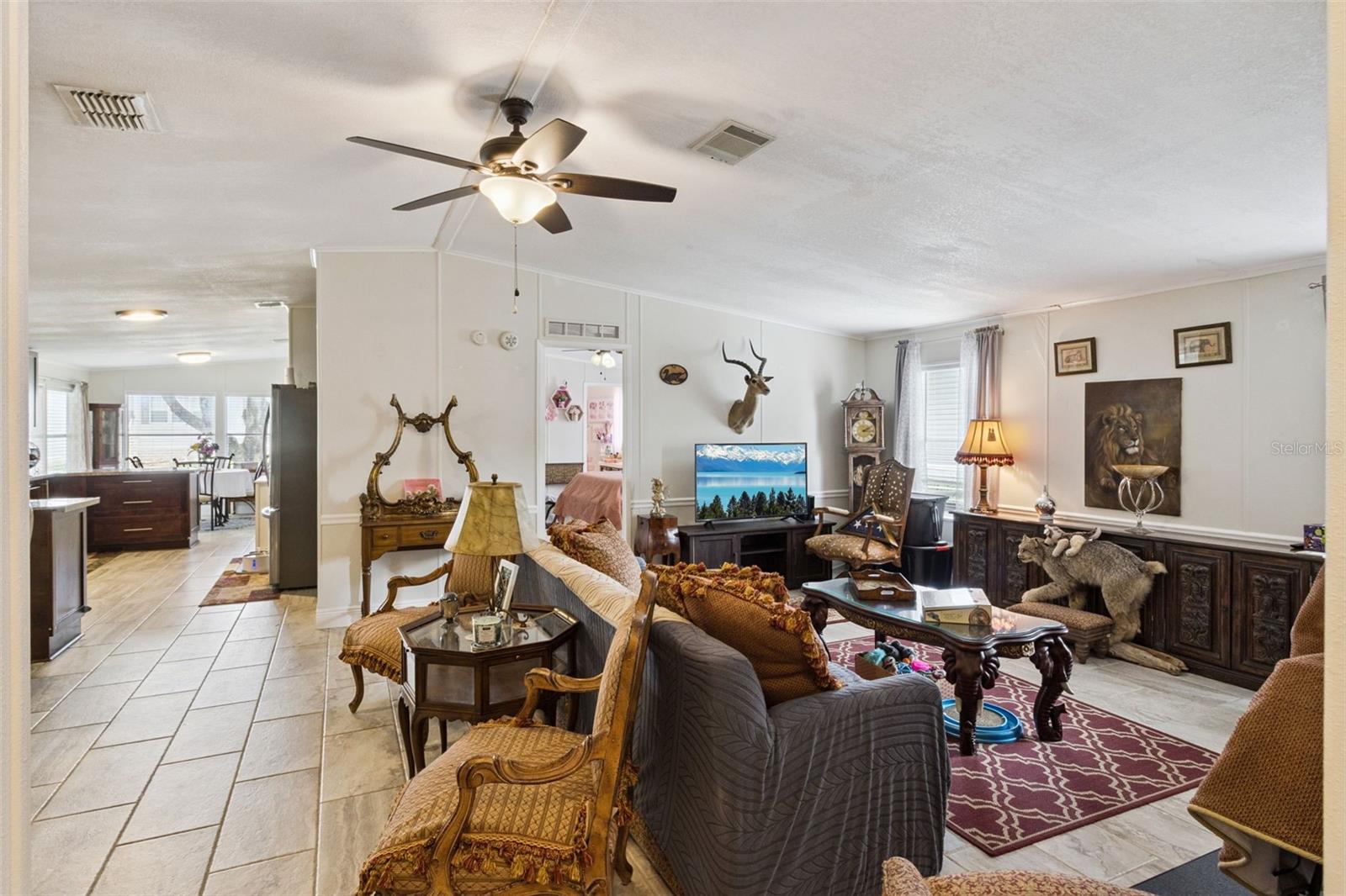 6141 ZEPHYR RIDGE DR