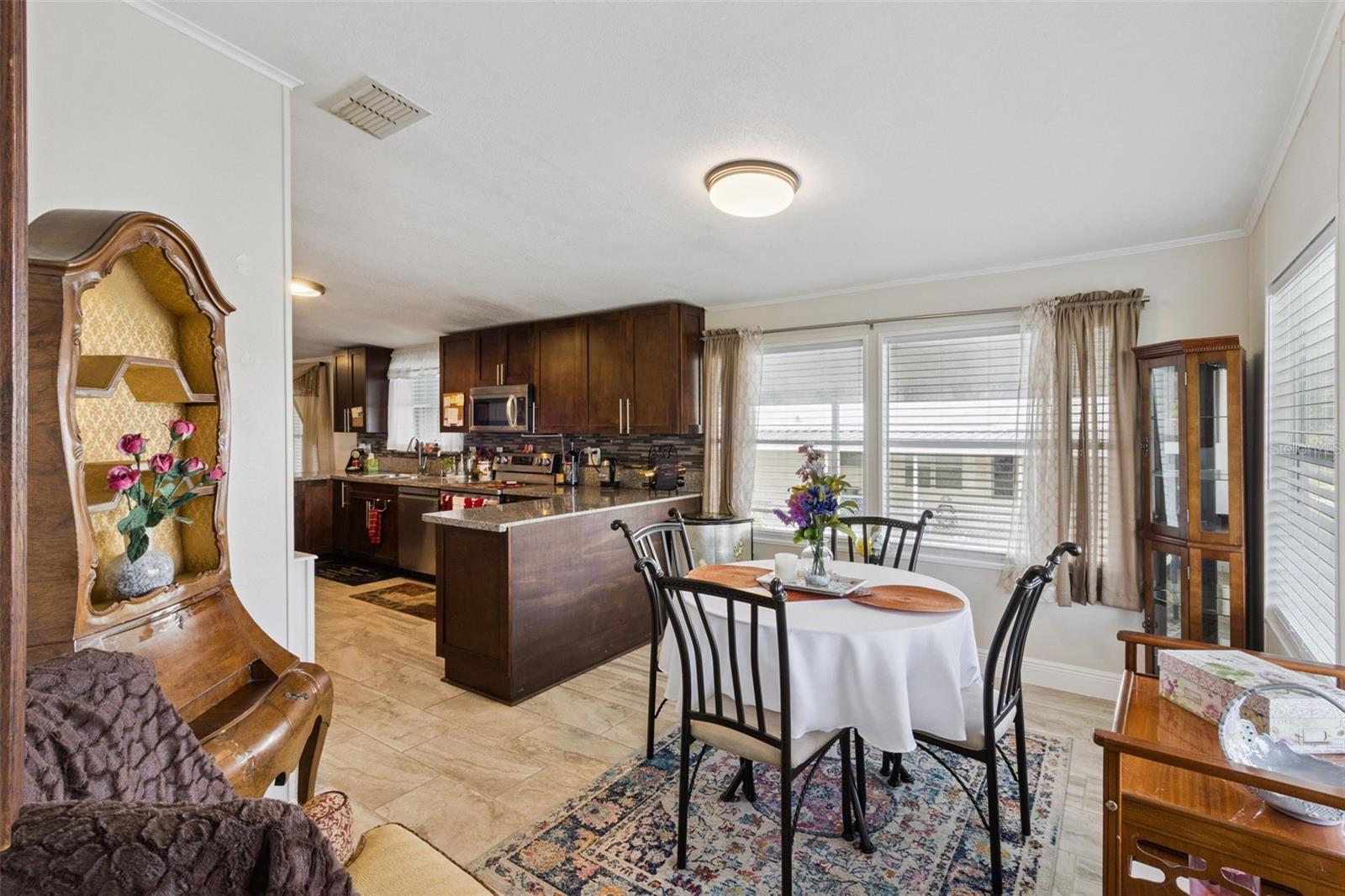 6141 ZEPHYR RIDGE DR