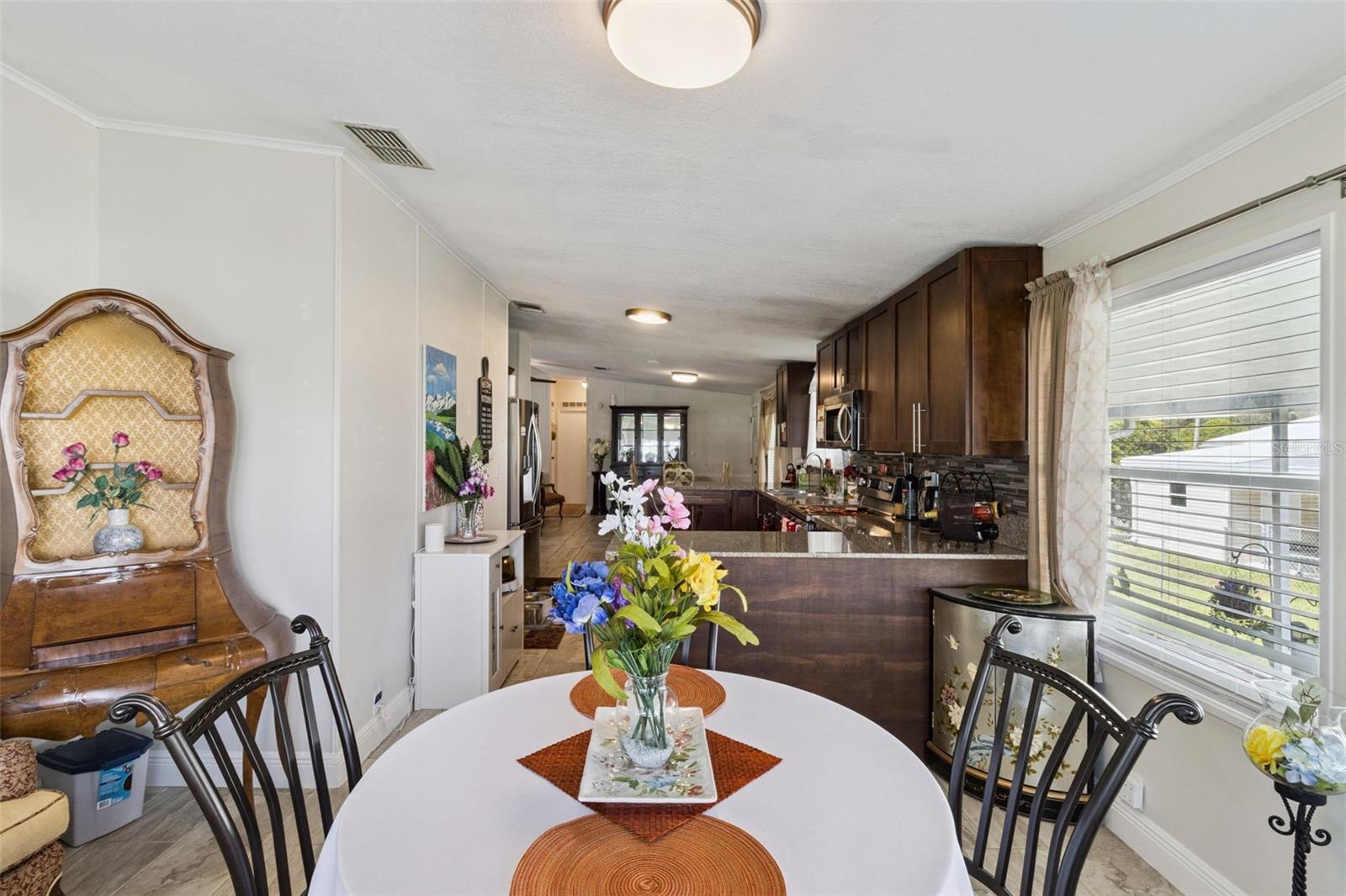6141 ZEPHYR RIDGE DR