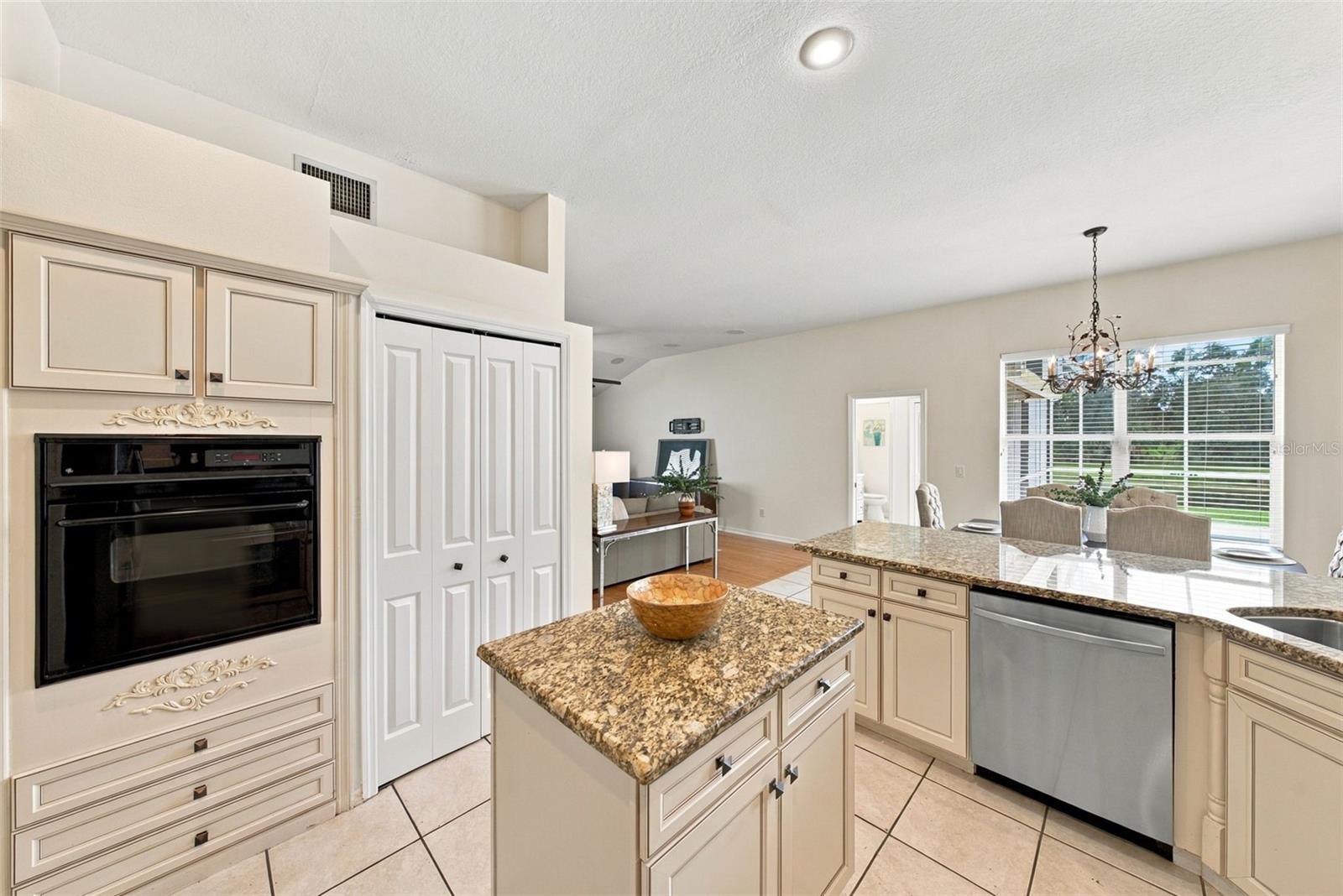 12427 BRISTOL COMMONS CIR