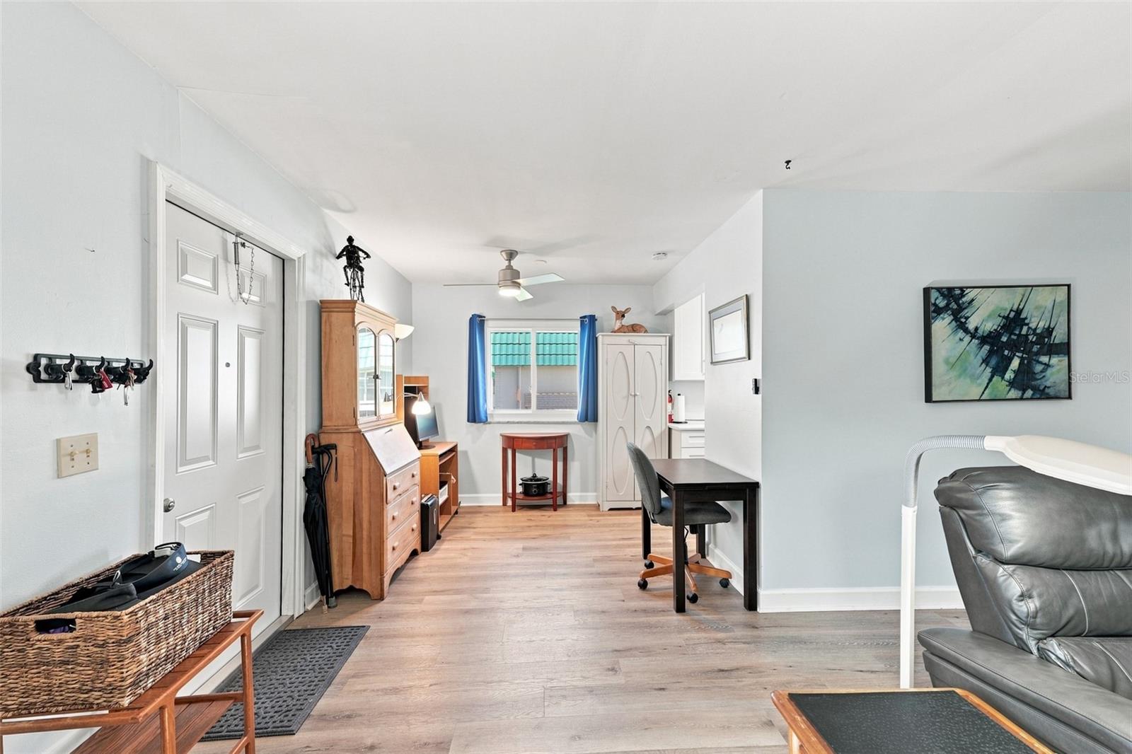 205 KINGS BLVD #64