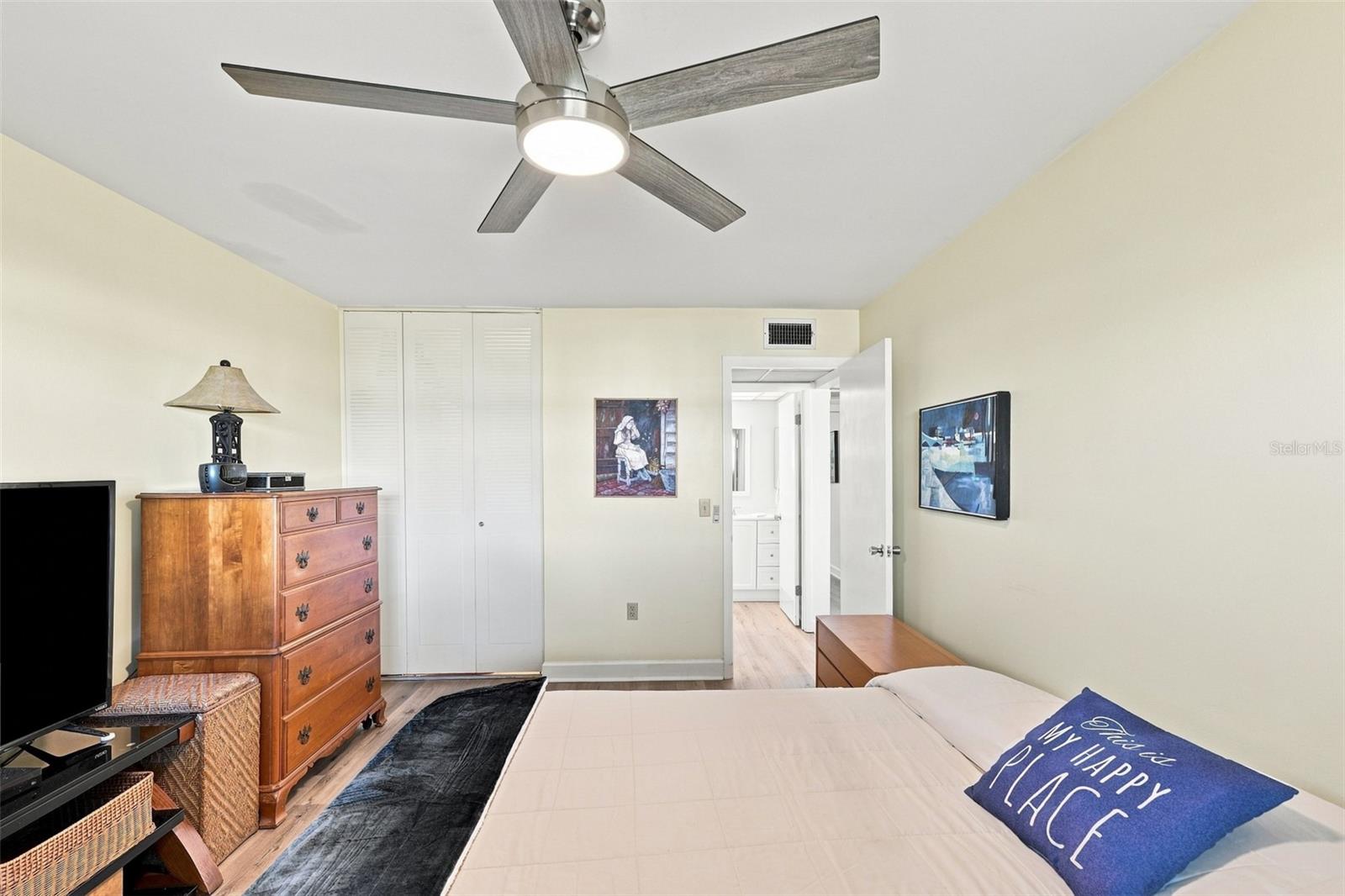 205 KINGS BLVD #64