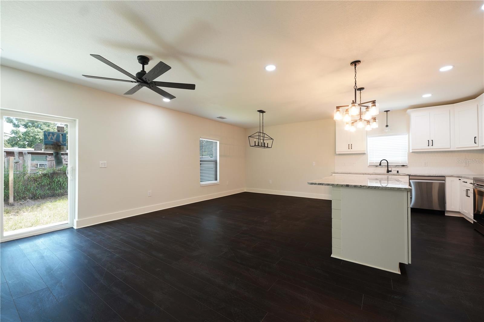 3218 DELRAY DR