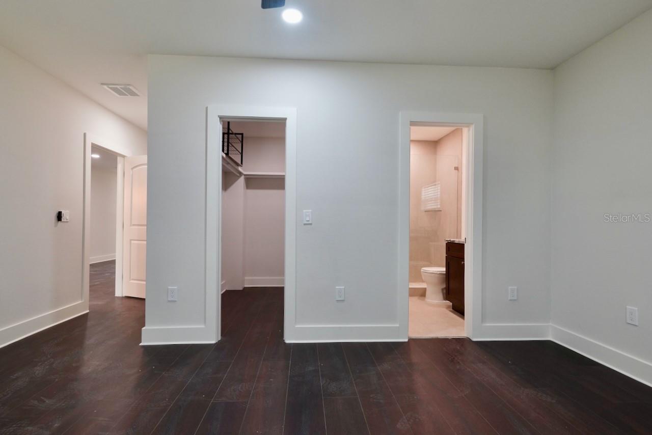 3218 DELRAY DR