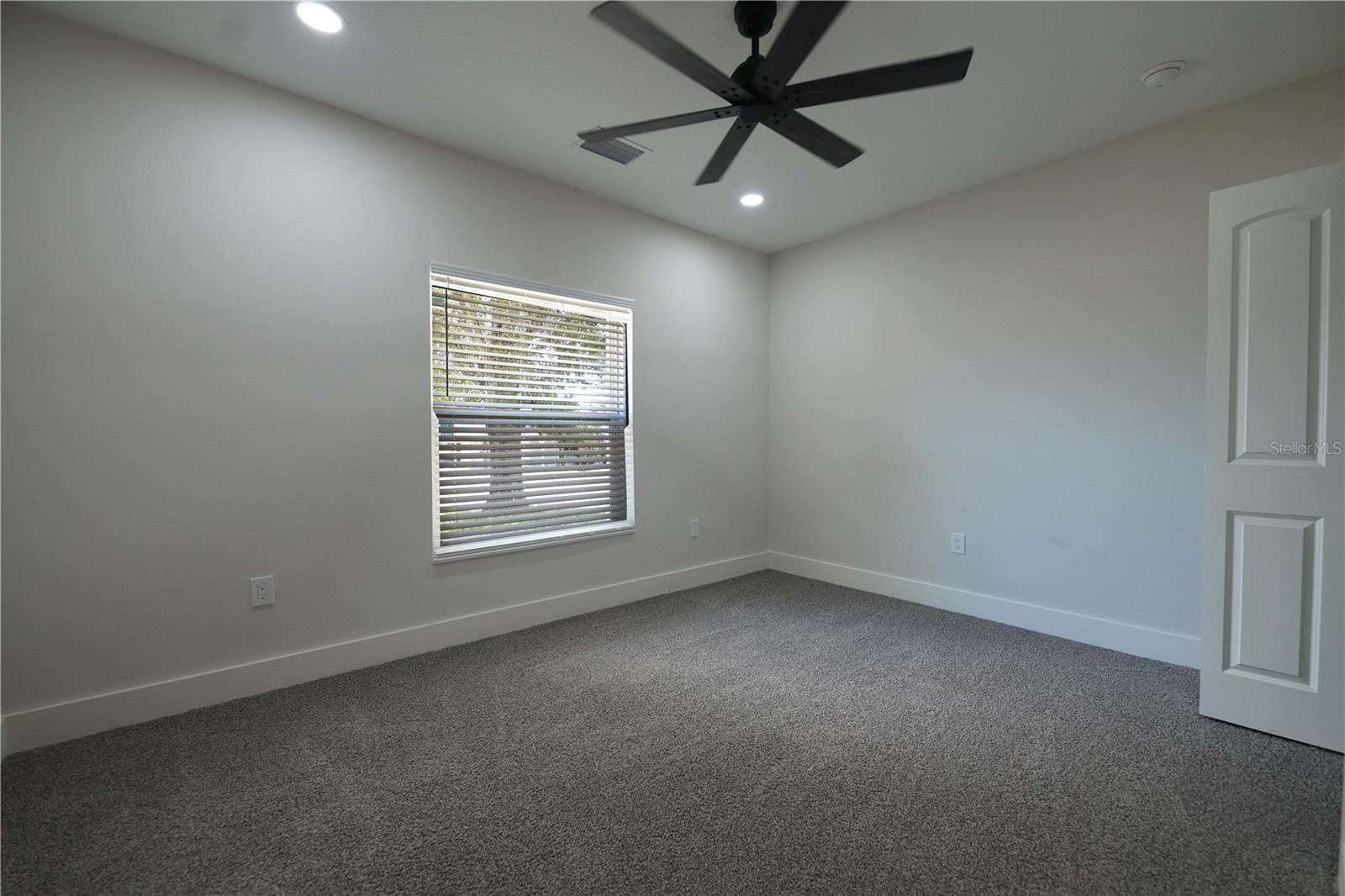 3218 DELRAY DR
