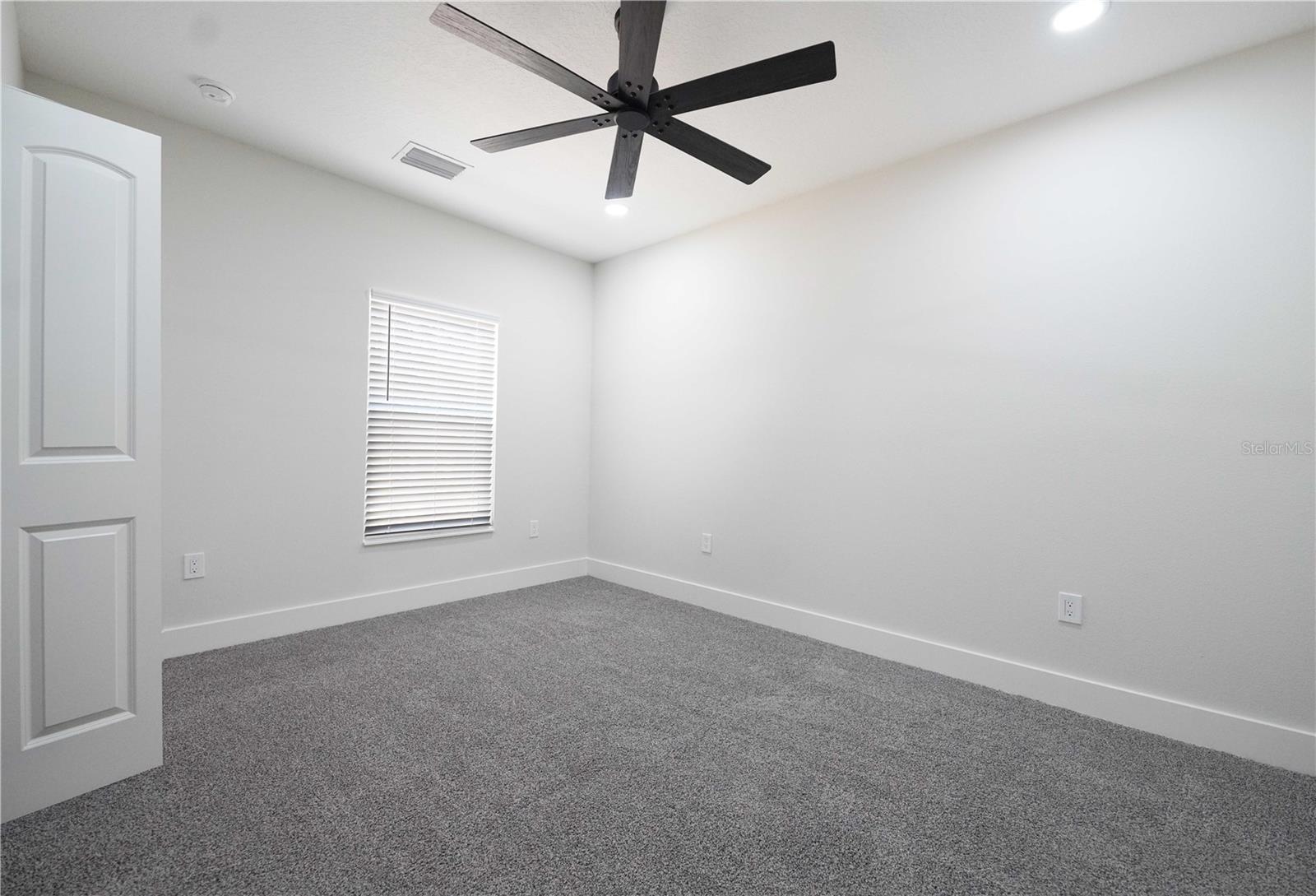 3218 DELRAY DR