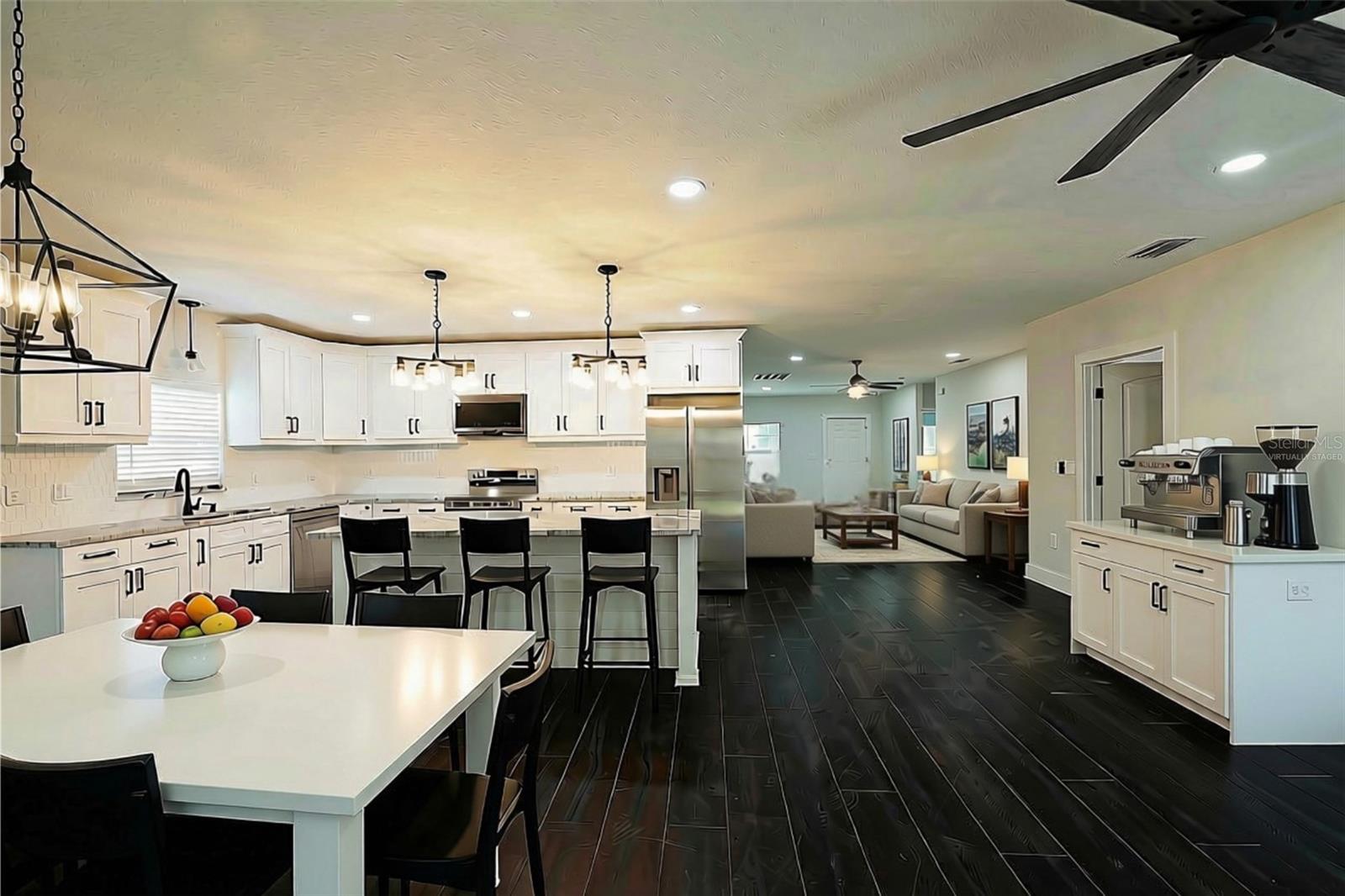 3218 DELRAY DR