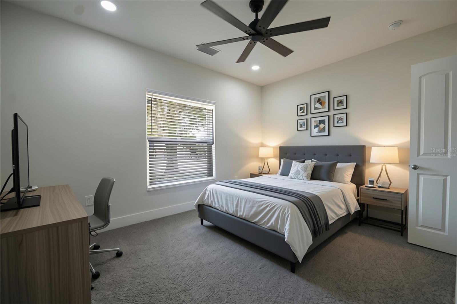 3218 DELRAY DR