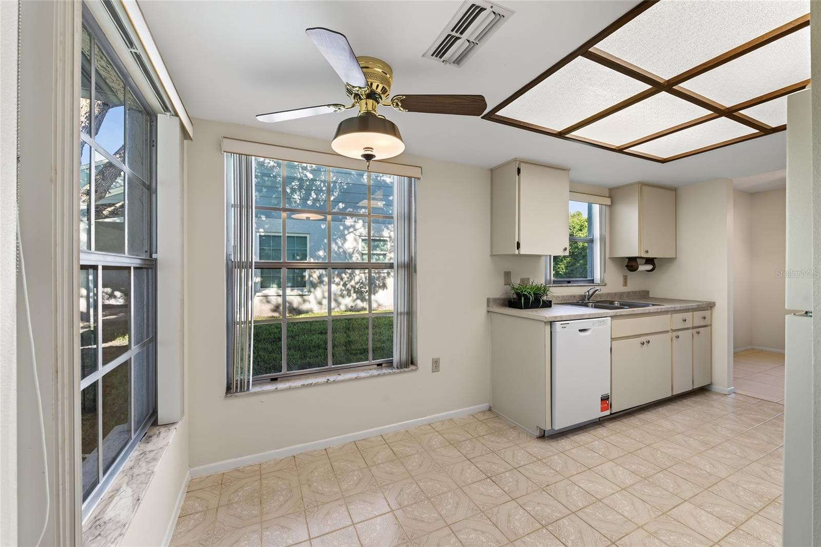 9545 DANVILLE CT #42