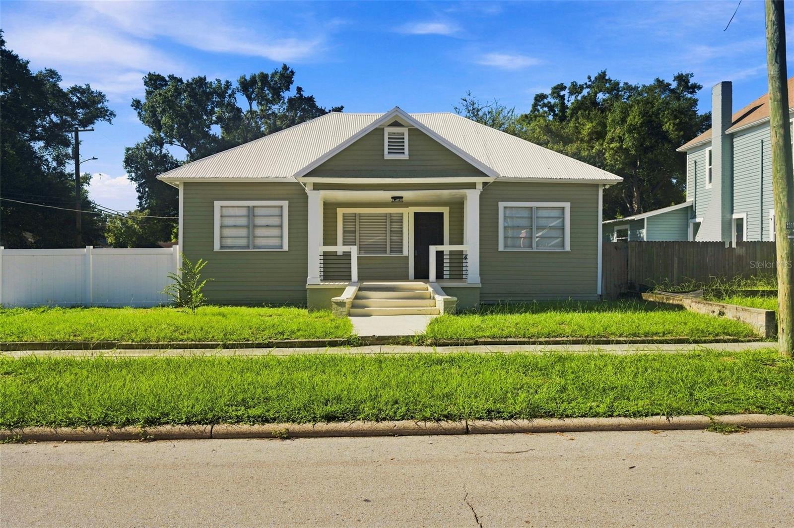 917 E 25th Ave, Tampa