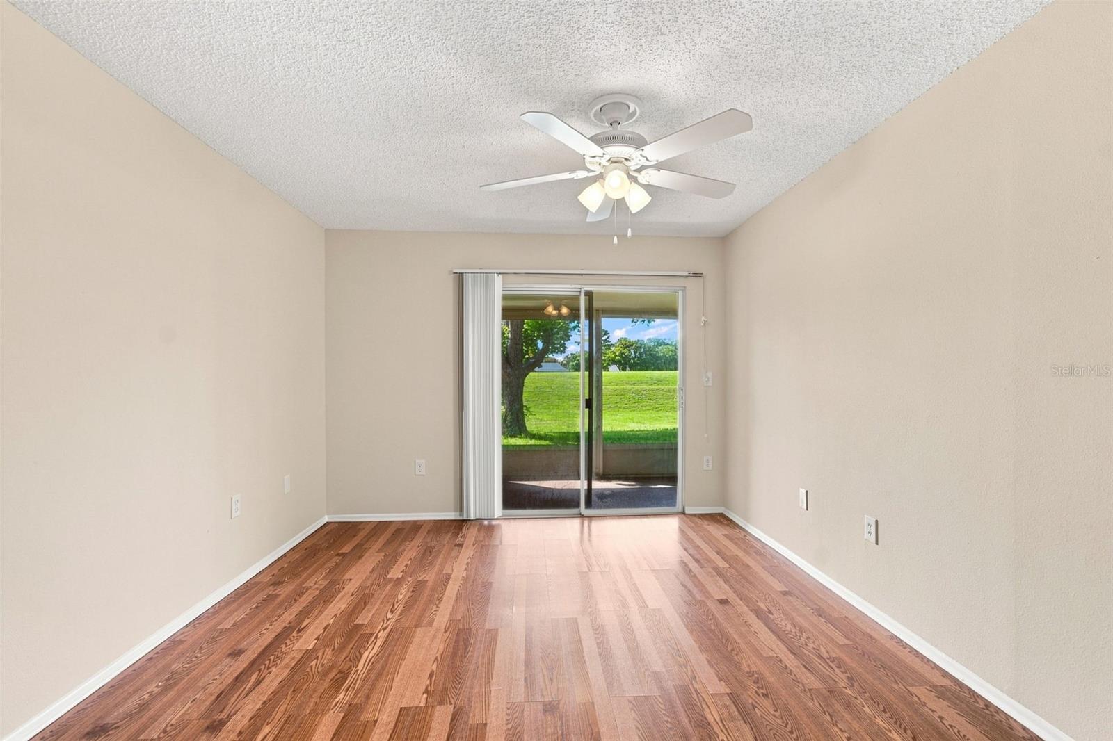 11231 DOLLAR LAKE DR #4
