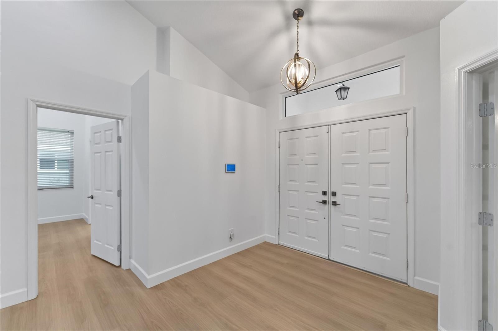 2216 NEW BEDFORD DR