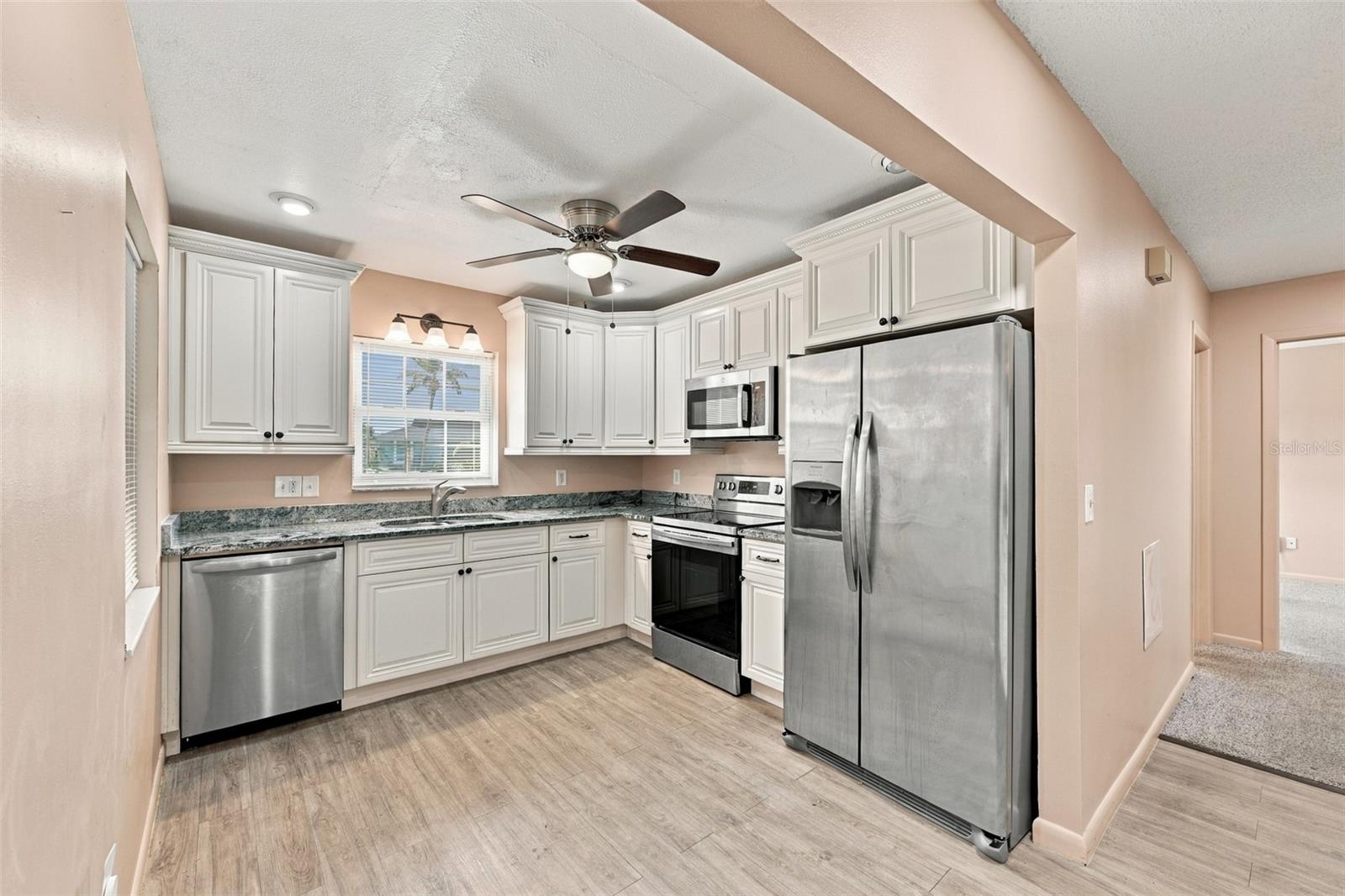 1601 NEW BEDFORD DR