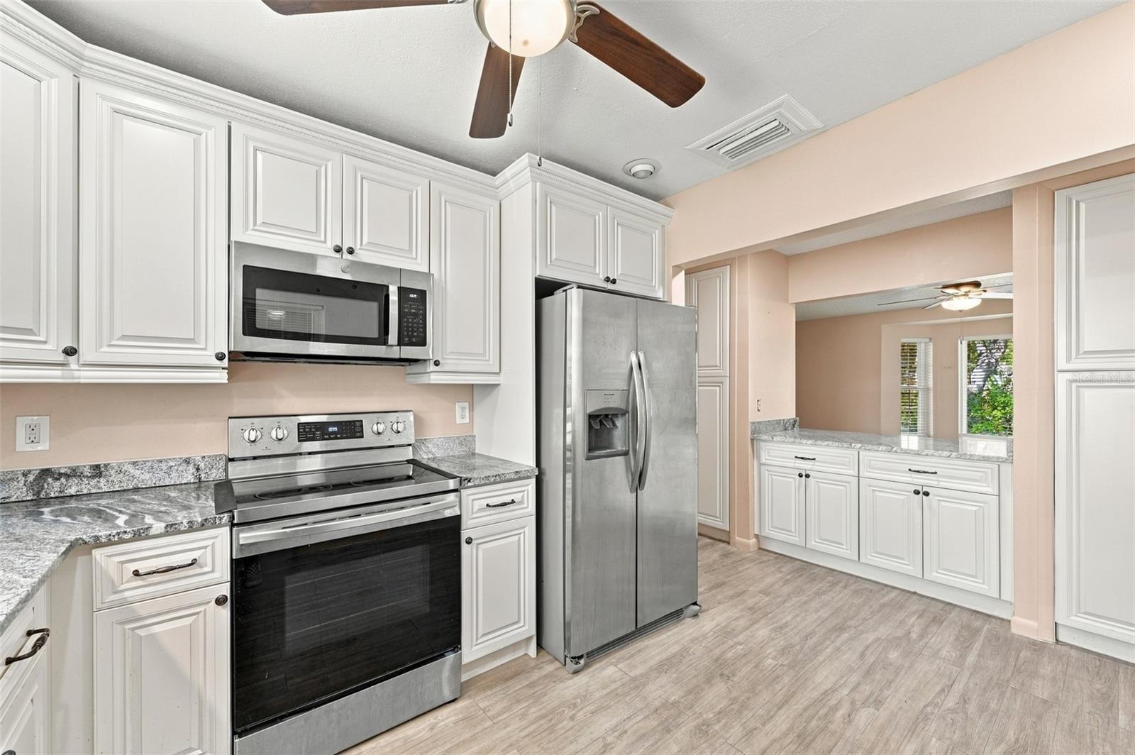 1601 NEW BEDFORD DR