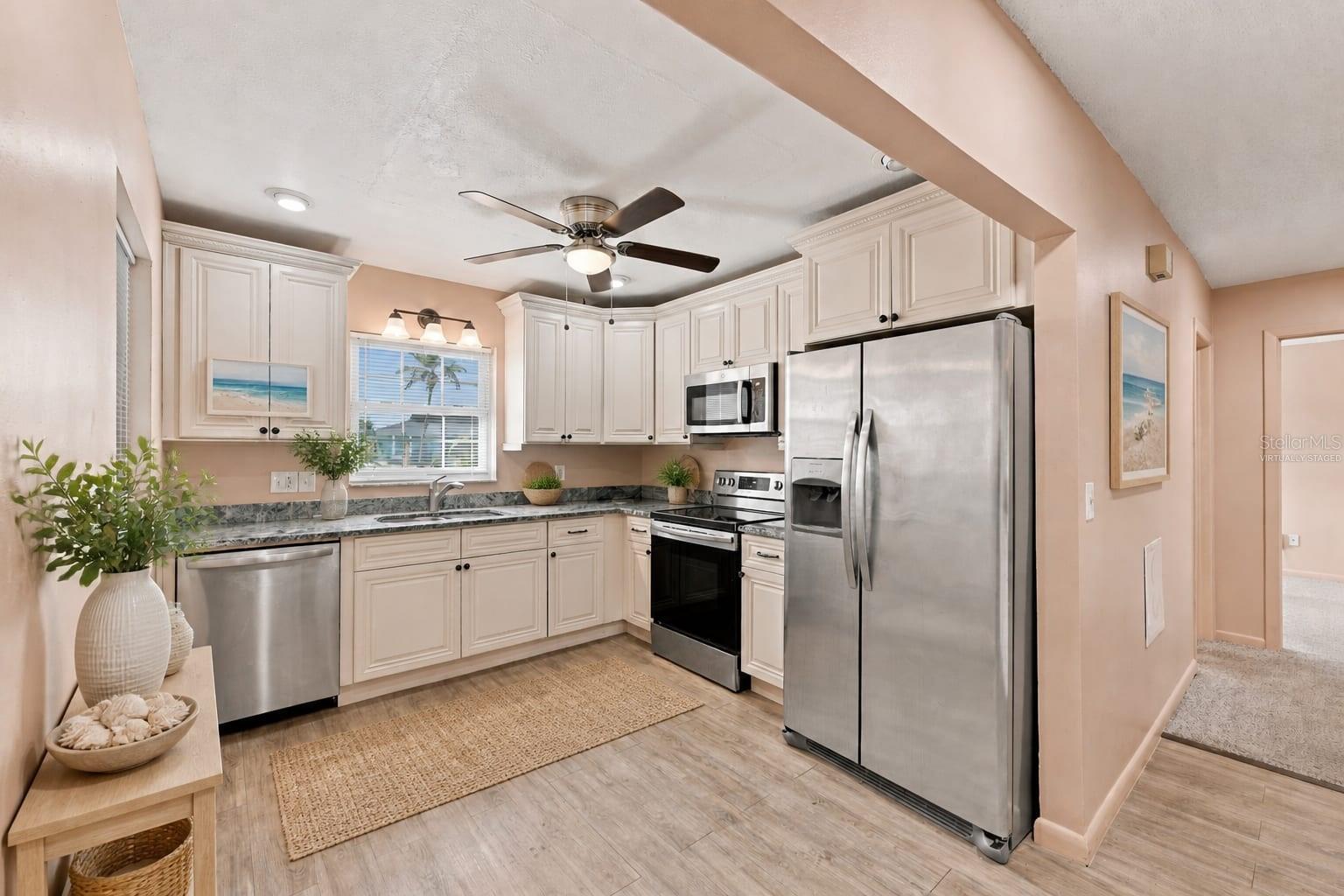 1601 NEW BEDFORD DR