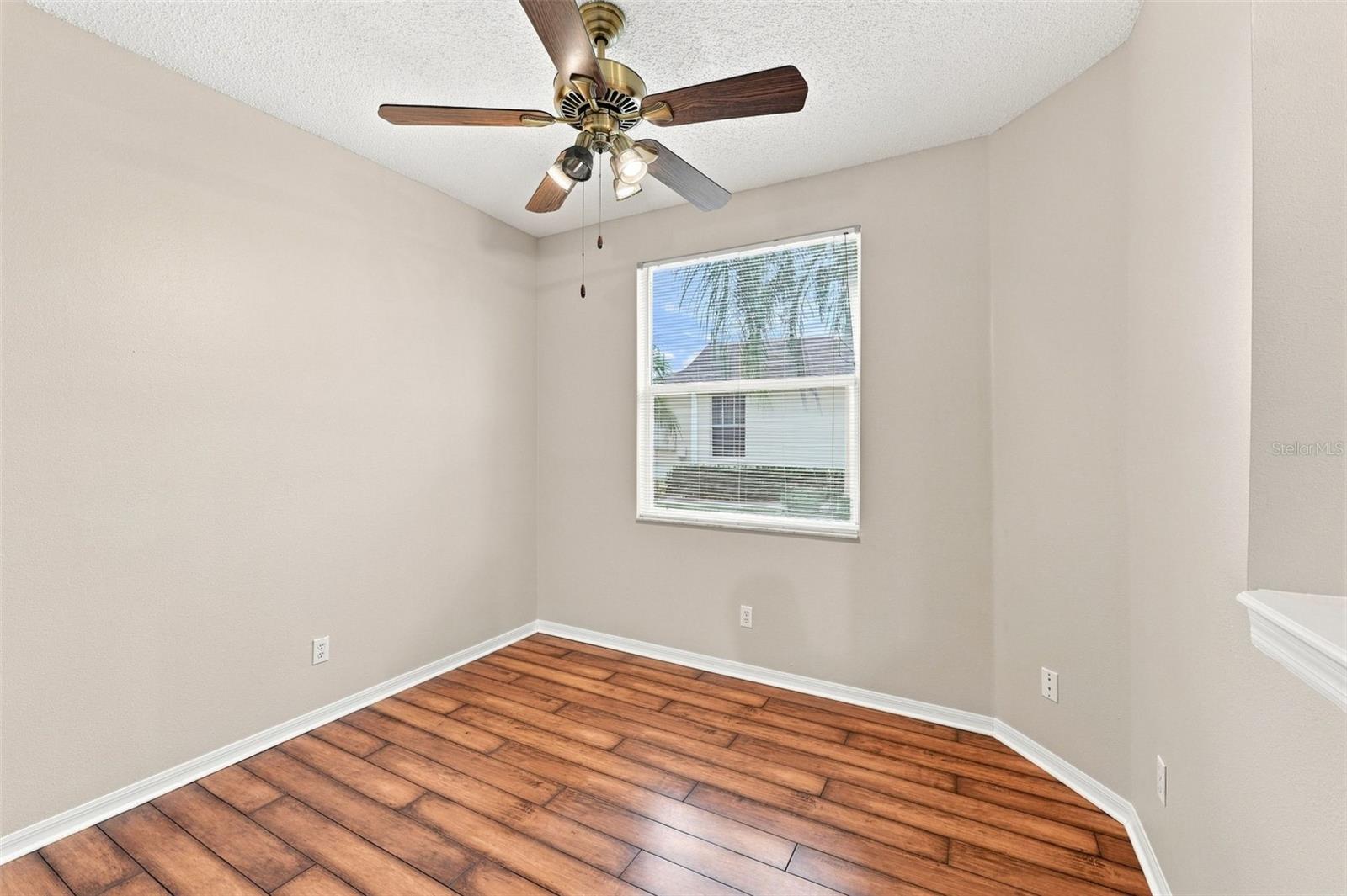 1014 RADISON AVE #11