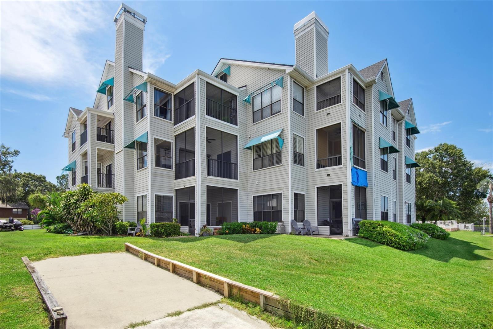 3127 W SLIGH AVE #204B