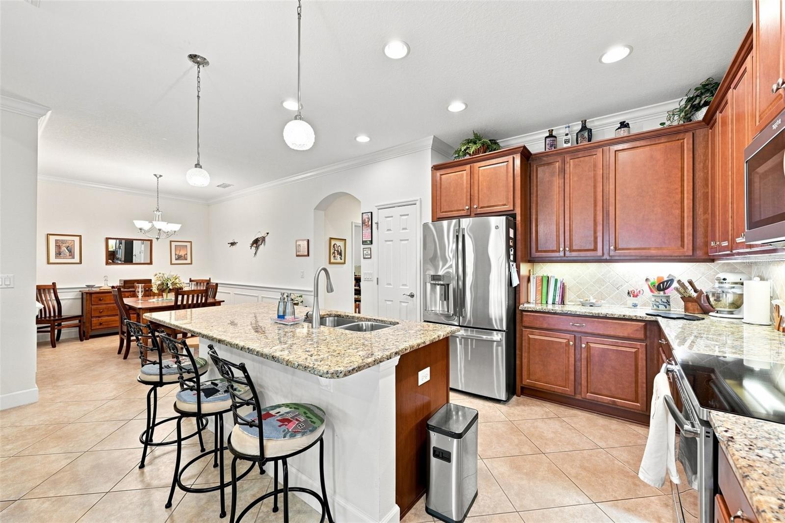 629 CHIPPER DR