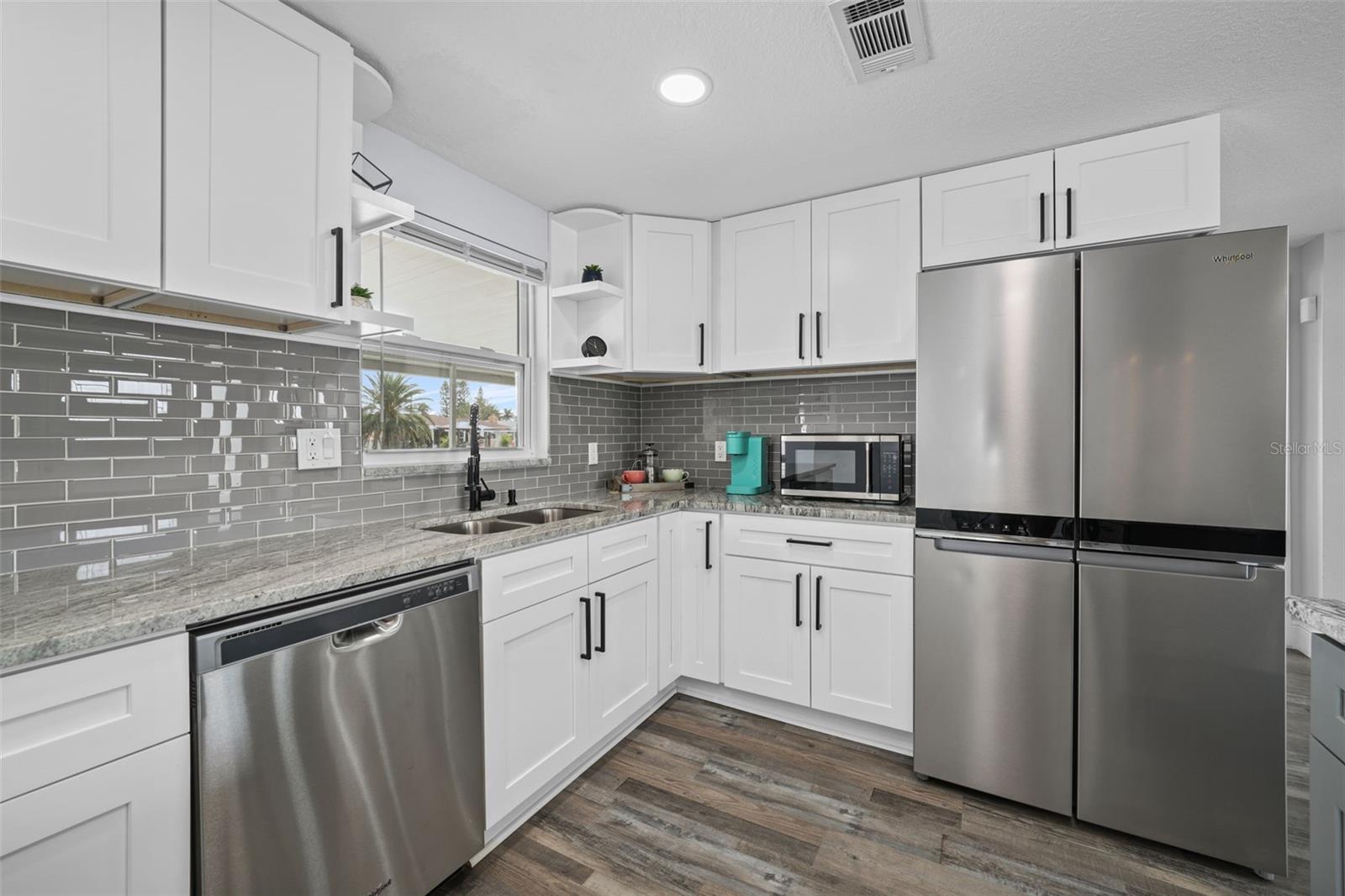 13704 VERONICA DR