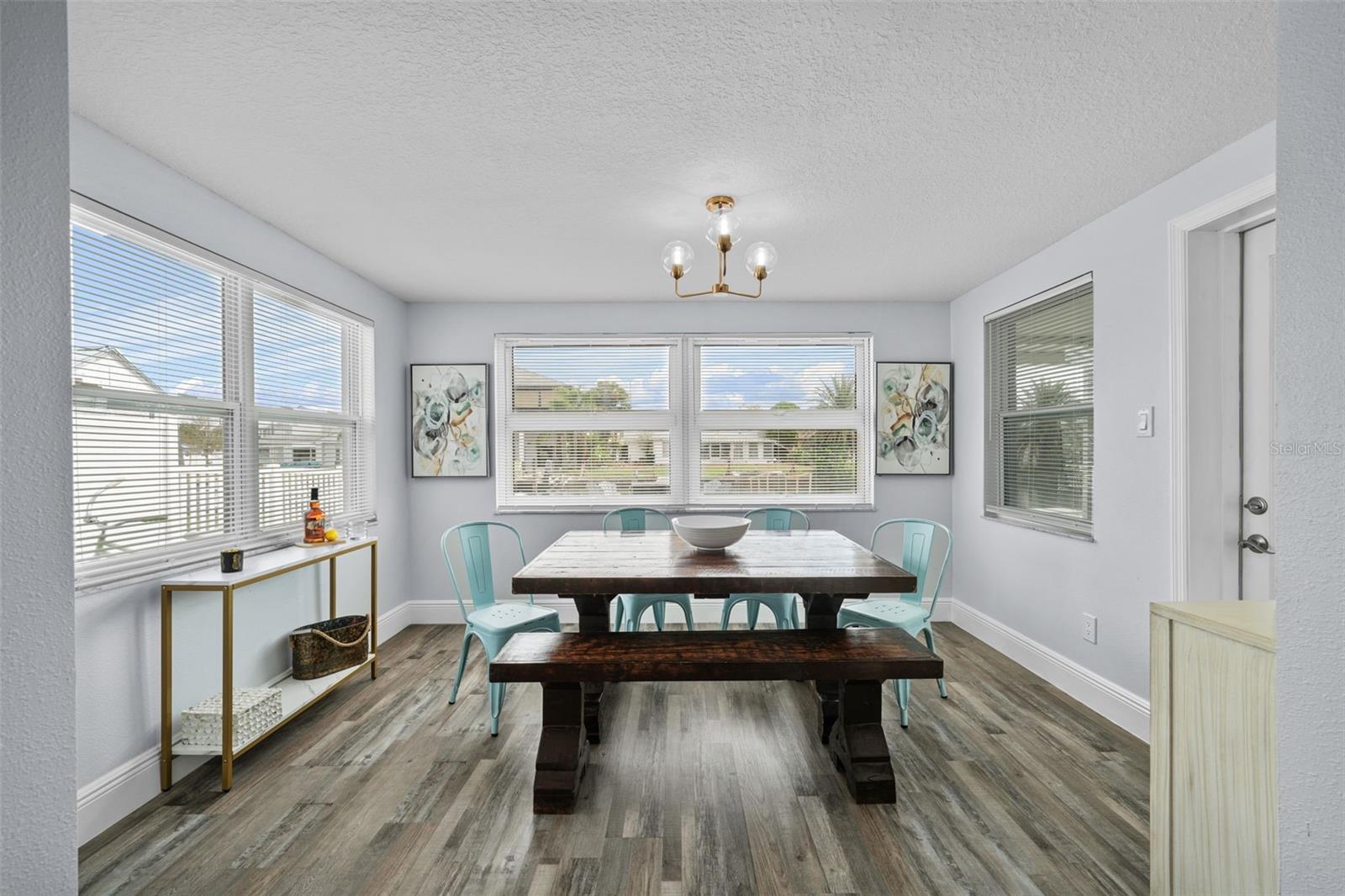 13704 VERONICA DR