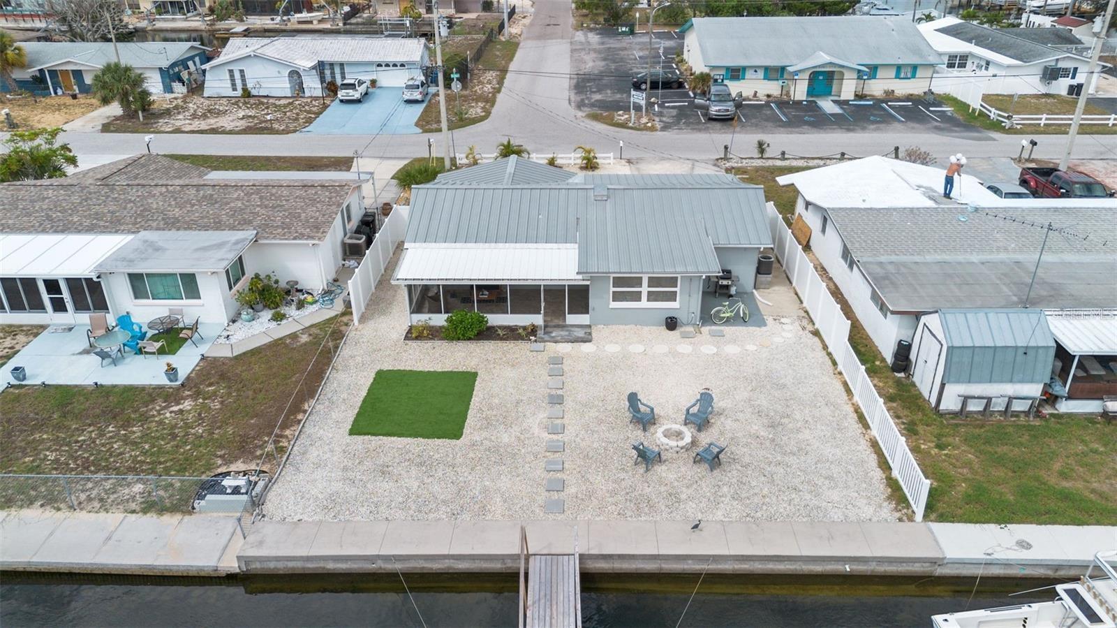 13704 VERONICA DR