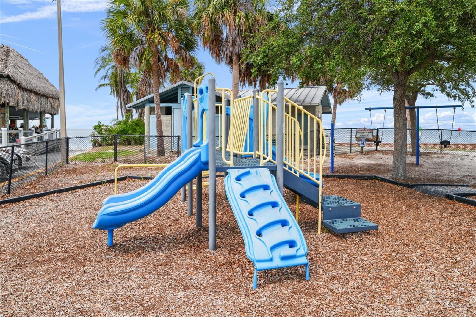 13704 VERONICA DR