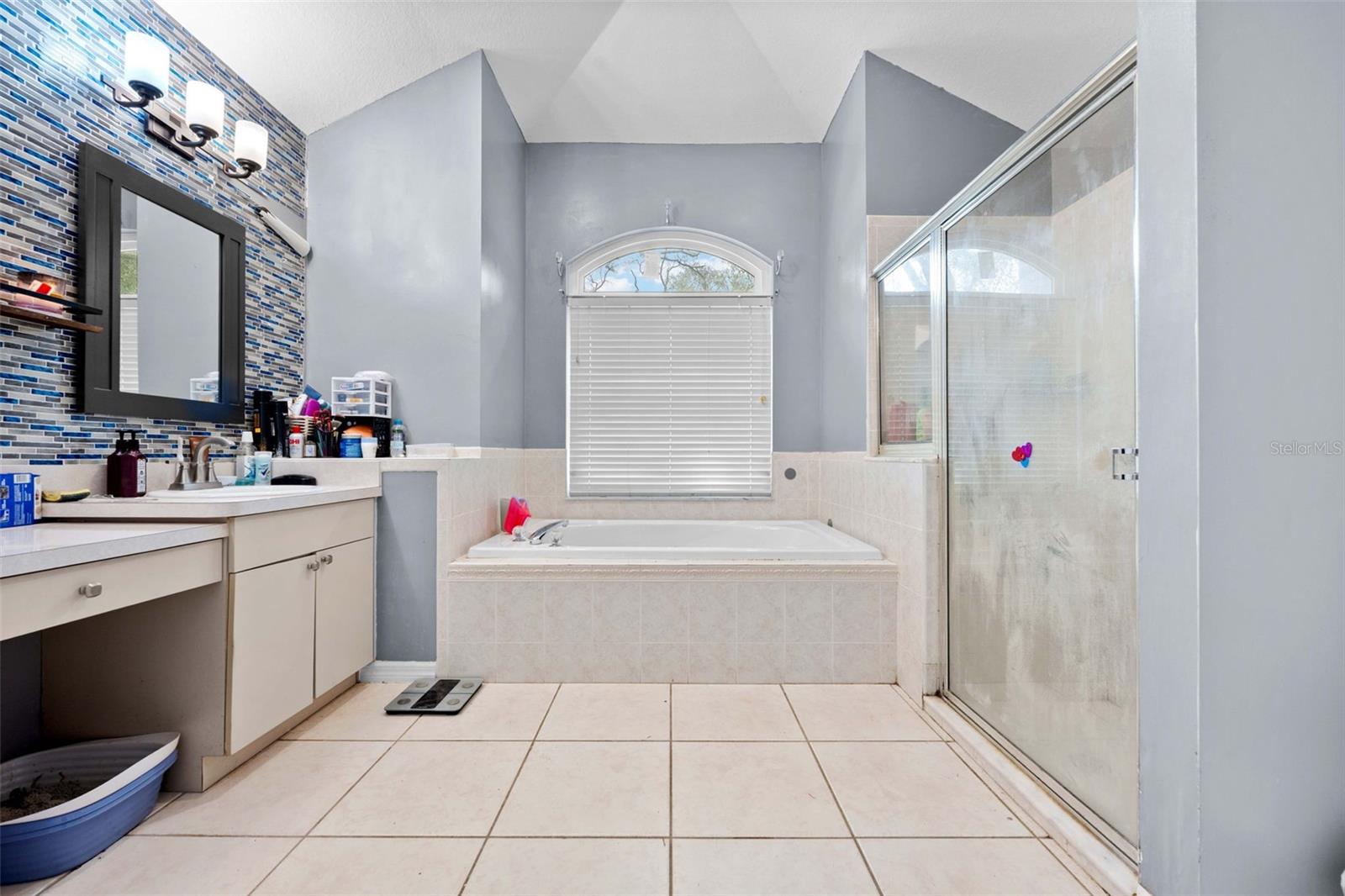 13925 ECHO MOUNTAIN DR