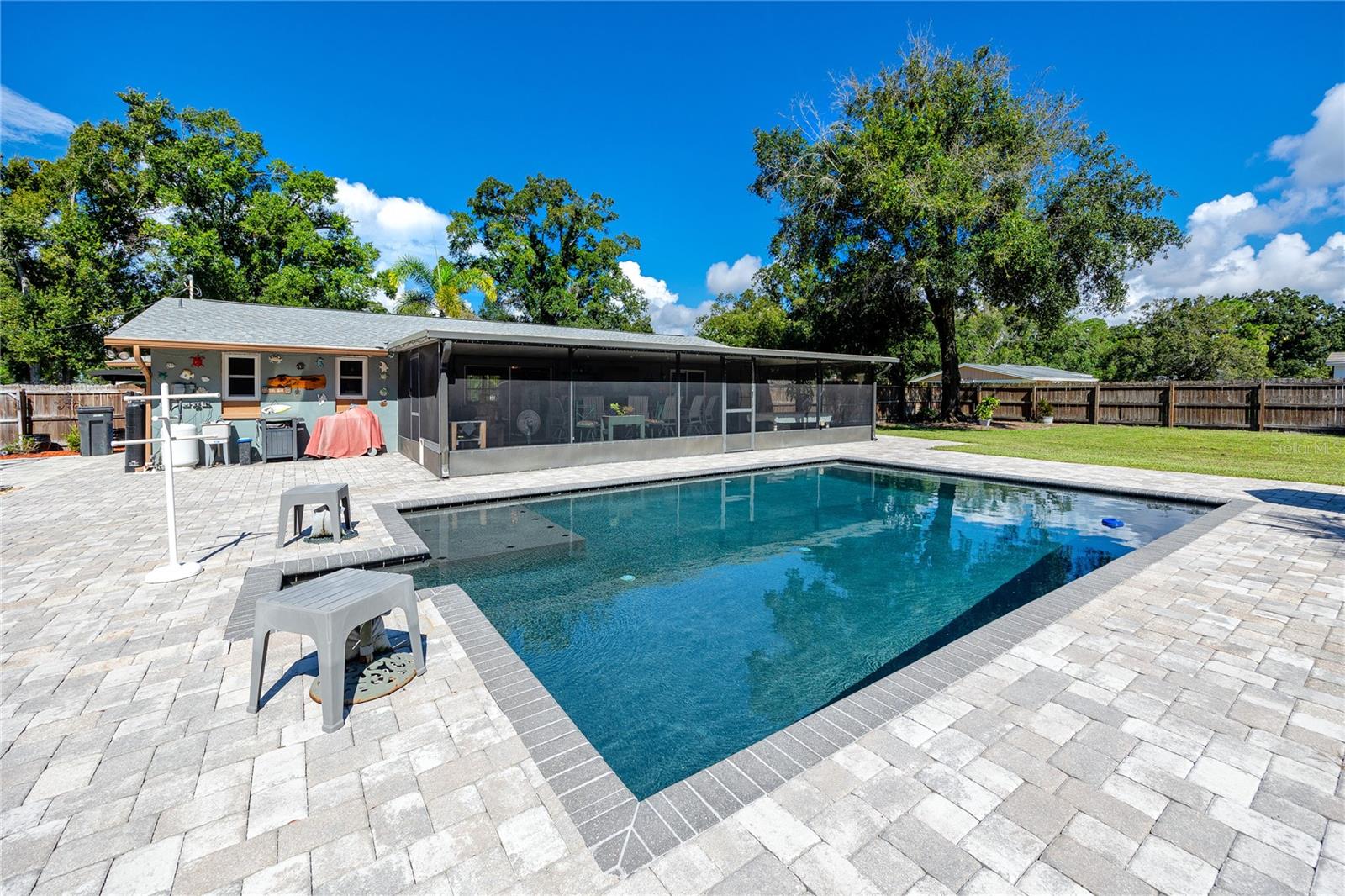 7913 BEASLEY RD