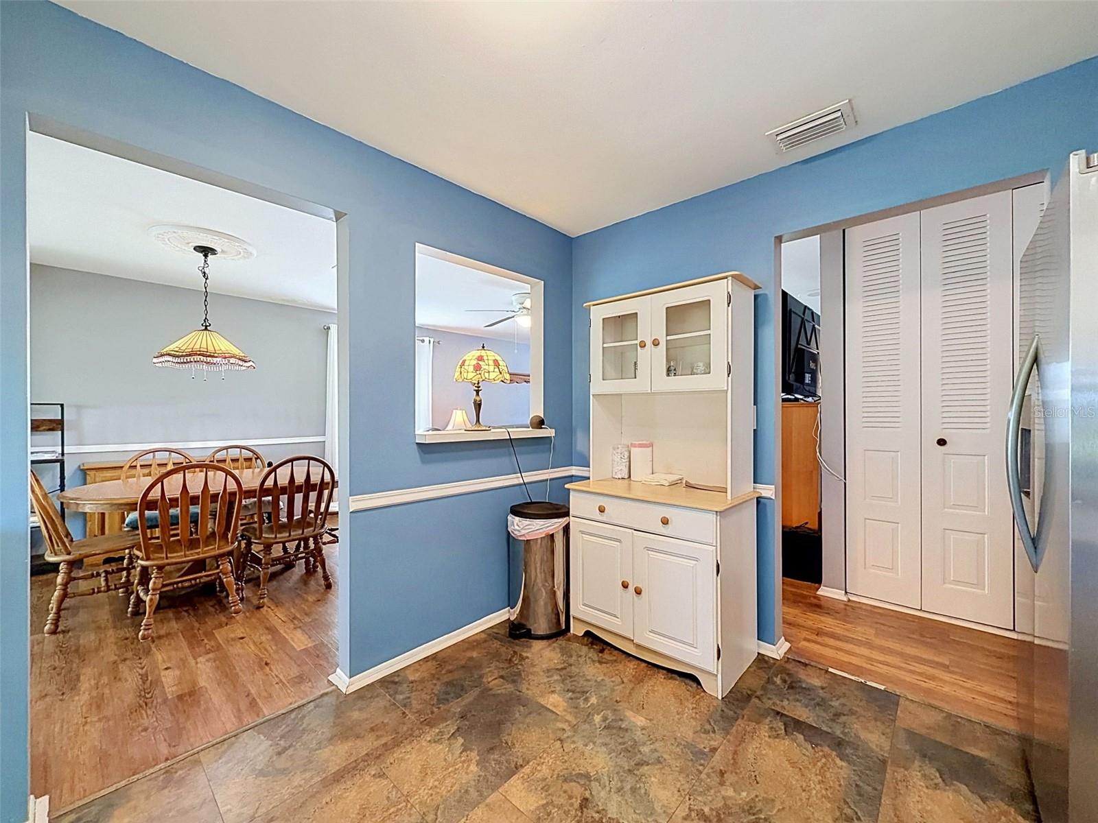 8221 PALENCIA DR