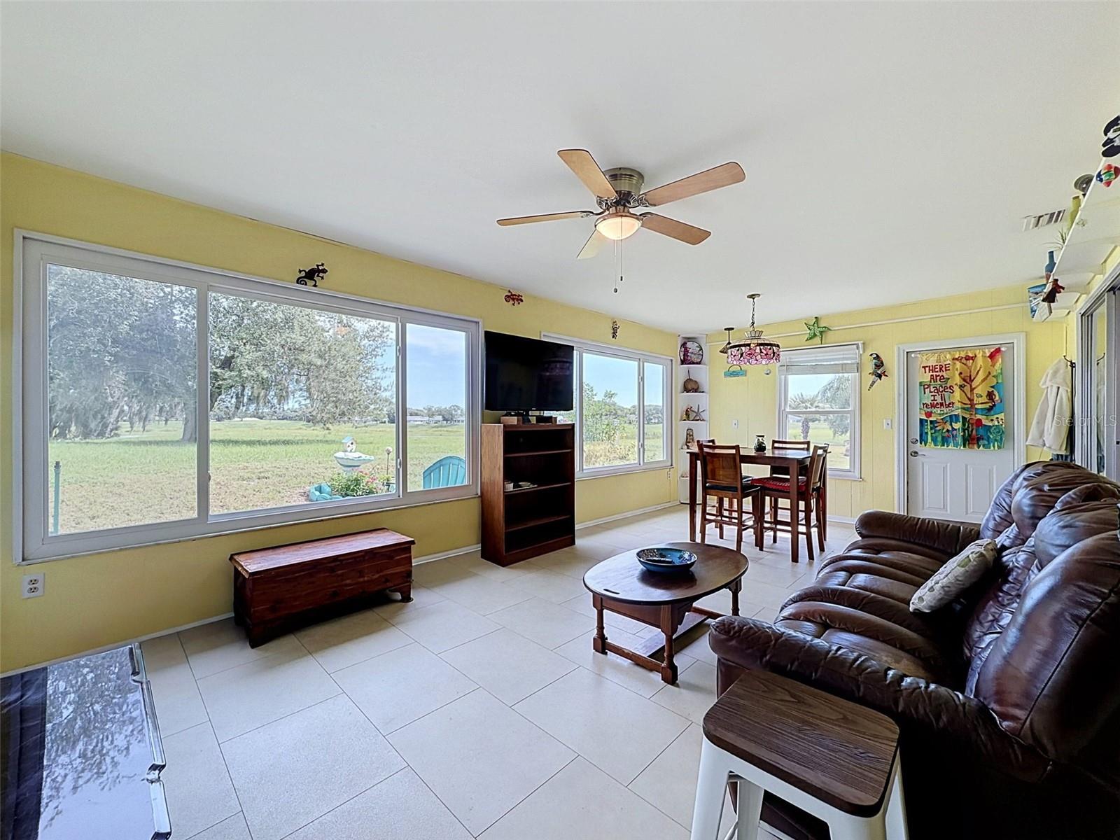 8221 PALENCIA DR