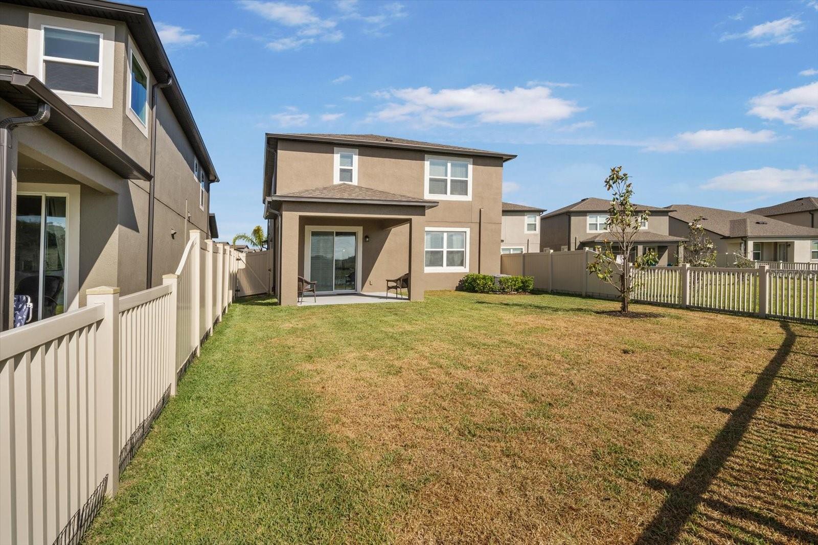2882 AUTUMN ROCK DR